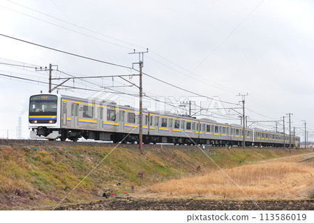 內房線袖浦岩根 JR 東日本 209 系 3100 系 C421 編組（幕張） 113586019
