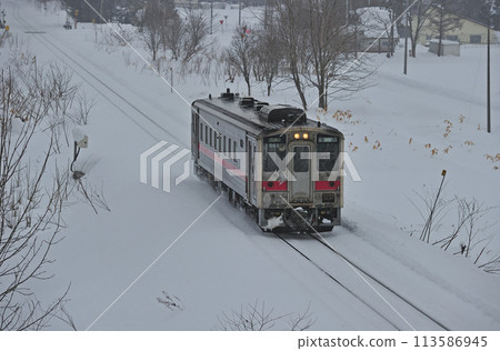 宗谷本線 亂流-潮岡 JR 北海道 Kiha 54-502（旭川） 113586945