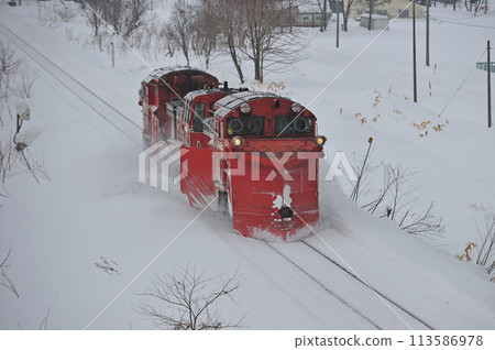Soya Main Line Ranru-Shiokari JR Hokkaido DE15-2521 (Asahikawa) 113586978