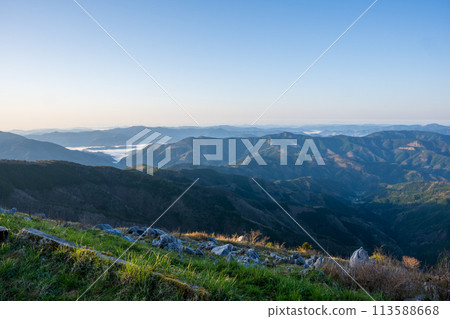 橫跨日本高知縣和愛媛縣的四國喀斯特美景 113588668