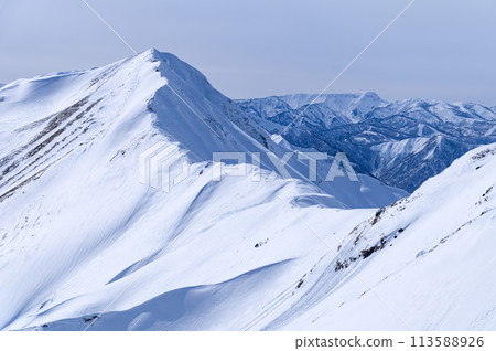 谷川山的冬景 - 從天神嶺眺望的壯麗山脈 谷川山的冬景 - 從天神嶺眺望的壯麗山脈 113588926