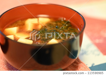 家常豆腐海帶味噌湯 家常豆腐海帶味噌湯 113590985