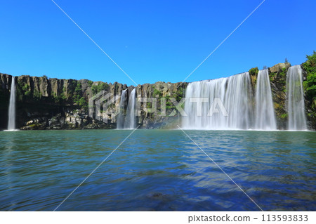 Harajiri Falls in early summer (Bungo-Ono City) 113593833