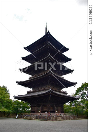The huge five-story pagoda of Toji Temple The huge five-story pagoda of Toji Temple 113596033