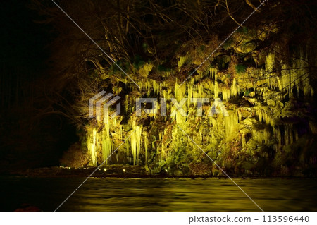 Illumination of the Misotsuchi Icicles in the Otaki area of Chichibu City 113596440