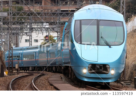 [Odakyu] 60000 series "Morningway" ~MSE~ (Odawara Line: Yurigaoka Station) 113597419