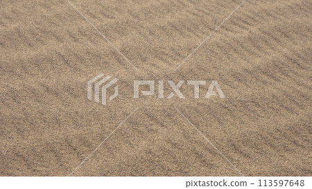 Fumon made of sandstorm (Tottori Sand Dunes) Fumon made of sandstorm (Tottori Sand Dunes) 113597648