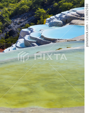 China's Yunnan-Haisui Limestone Shelf / Baishuitai, Yunnan, China 113602560