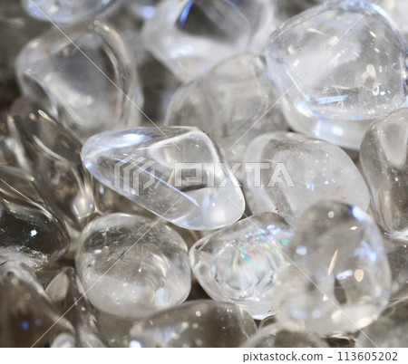 white crystal mineral texture 113605202