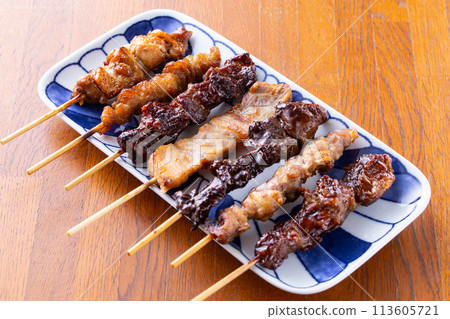居酒屋烤雞肉串拼盤 113605721