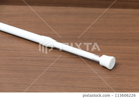 拉桿，拉桿，家具，塑料，毛巾，衣架，日用品，支撐，拉桿 113606226