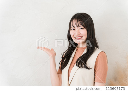Women visiting beauty salons and hair salons (guide, recommendation, here, introduction) Women visiting beauty salons and hair salons (guide, recommendation, here, introduction) 113607173