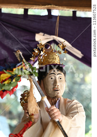 舞動神樂（鷲宮寶磁樂神樂） 垂直構圖 113607528