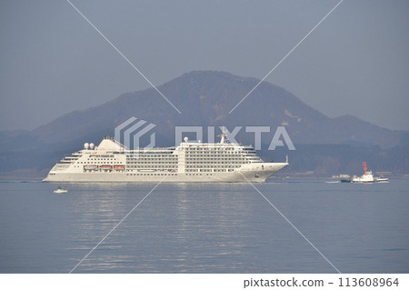 Spring in Hakodate, Hokkaido: A photo of the cruise ship Silver Muse sailing through Hakodate Bay toward Hakodate Port Spring in Hakodate, Hokkaido: A photo of the cruise ship Silver Muse sailing through Hakodate Bay toward Hakodate Port 113608964