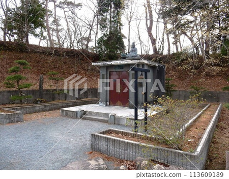 西行魔道之松公園的白衣觀世音菩薩 西行魔道之松公園的白衣觀世音菩薩 113609189