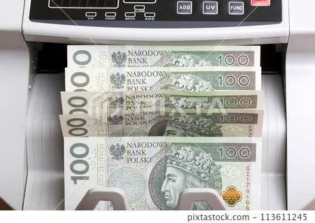 Polish money in a counting machine 113611245