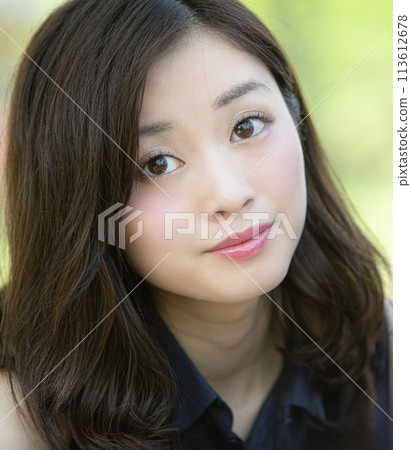 20多歲的女人特寫 113612678