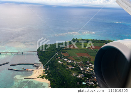 沖繩縣, 宮古島市, 度假村, 海島, 天堂, 暑假, 飛機, 空拍, 宮古機場, 早晨, 雲彩, 來間島, 來間大橋 113619205