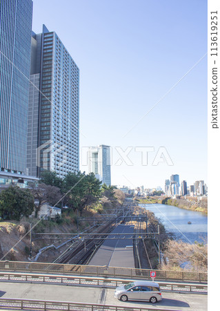 Iidabashi, scenery along the moat Iidabashi, scenery along the moat 113619251