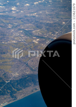 Airport, airplane, Haneda Airport, takeoff, morning, afternoon, bright, airline, terminal, aerial photography, tanker, Kawasaki, window 113621879