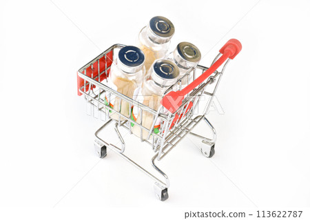 A supermarket cart is full of ampoules of medicine. Coronavirus vaccination 113622787