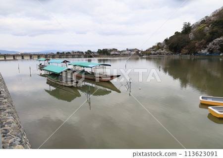 Scenery of Togetsukyo Bridge and Hozu (Oi) River in Arashiyama, Kyoto, Japan Scenery of Togetsukyo Bridge and Hozu (Oi) River in Arashiyama, Kyoto, Japan 113623091