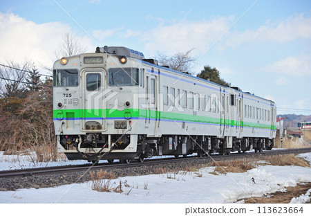 Sekihoku Main Line Higashi-Ainai - Ainai JR Hokkaido Kiha 40-725 + Kiha 40-1735 (Asahikawa) 113623664