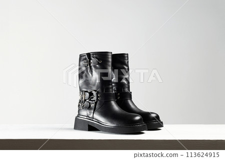 Trendy shoes. fashion still life. classic black boots 113624915