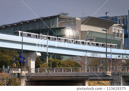 Odaiba's new traffic Yurikamome 113628375