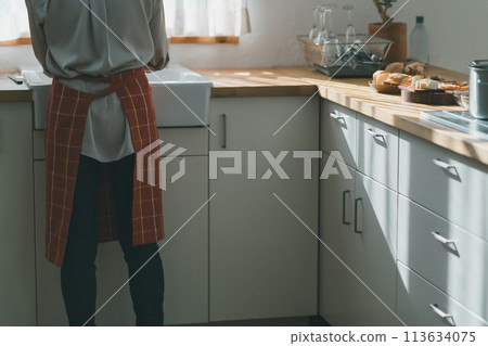kitchen, kitchens, homemaker 113634075