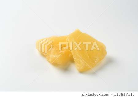 Dried fruit (pineapple) image 113637113