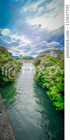 群馬利根川風景 113637345