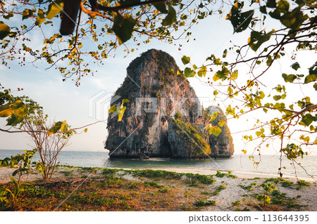 Railay Beach with rocky mountains in the evening 113644395