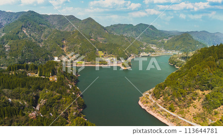 用無人機拍攝松原水壩 113644781