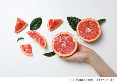 Juicy summer fruit - grapefruit, concept of fresh food 113647012