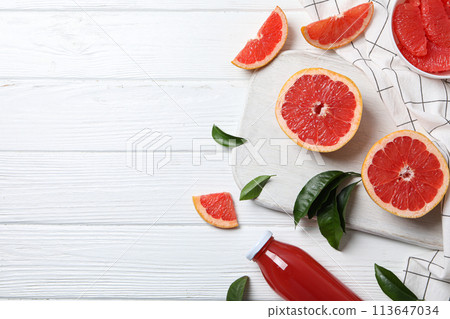Juicy summer fruit - grapefruit, concept of fresh food 113647034
