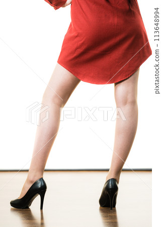 Unrecognizable woman wearing high heels Unrecognizable woman wearing high heels 113648994