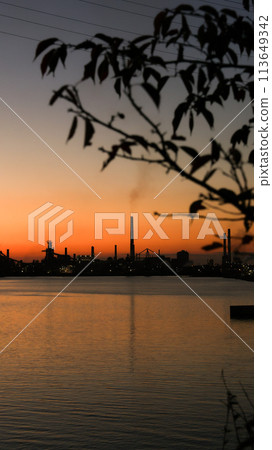Factory area dyed in the sunset Factory area dyed in the sunset 113649342