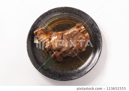 Simmered bluefin tuna (kama) Simmered bluefin tuna (kama) 113652555
