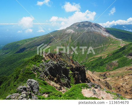 從那須旭岳眺望茶臼山 113654670