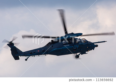自衛隊飛行救援直升機 113656692