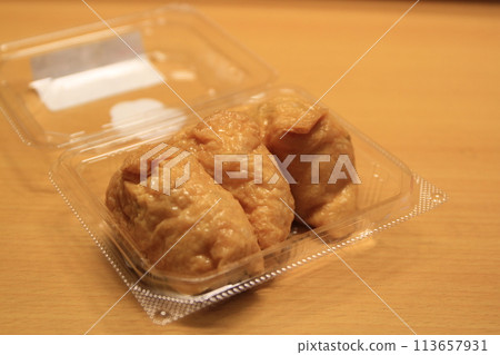 超市買的“稻荷壽司” 超市買的“稻荷壽司” 113657931