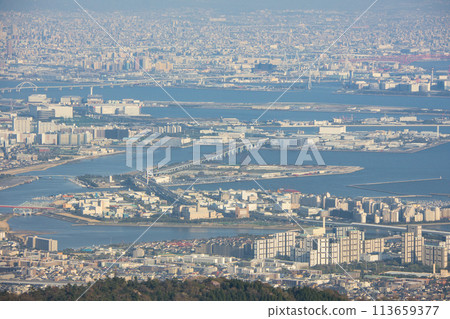 Cityscape of buildings seen from the observation deck of Mt. Rokko 113659377