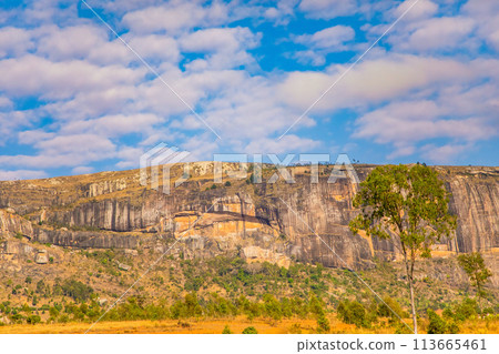 view of hills and mountains along main Madagascar road 113665461