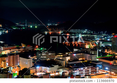 Nagasaki cityscape: Beautiful night view 113666970