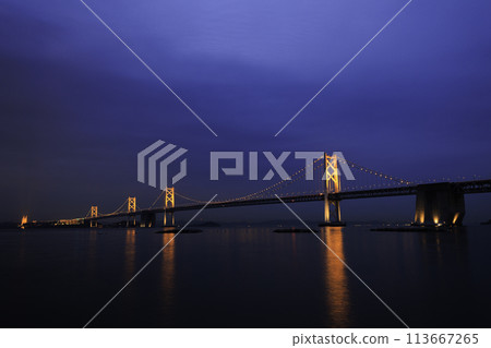 [香川縣瀨戶大橋]從Saya Nakanda海灘看瀨戶大橋的燈光秀 113667265