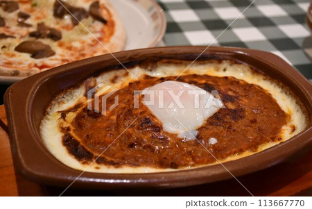 米蘭風格多利亞配半熟雞蛋 113667770