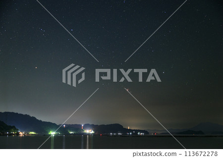 瀨戶內上升的獵戶座夏季星空 瀨戶內上升的獵戶座夏季星空 113672278