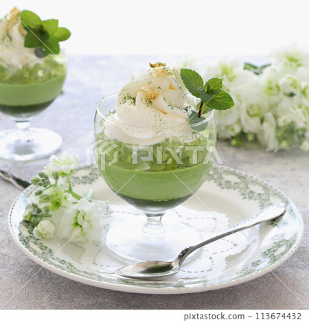 Early summer matcha glass sweets 113674432