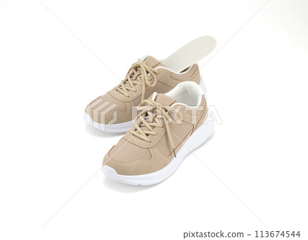 Brown walking shoes and insoles 113674544